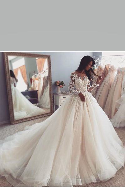 floral-appliques-tulle-wedding-gown-with-long-sleeves