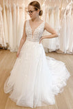 floral-lace-v-neck-wedding-dresses-tulle-skirt