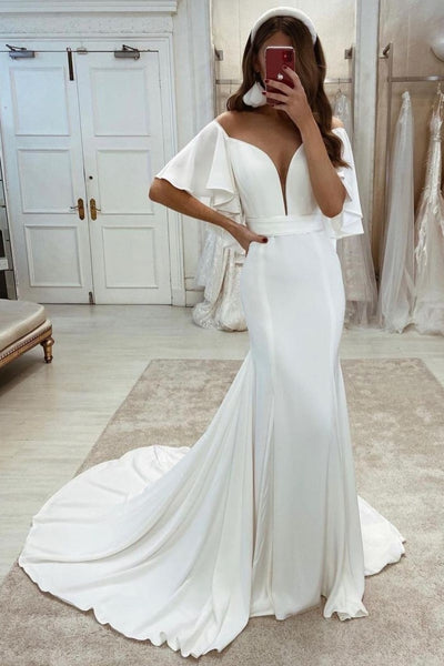 flounced-sleeves-wedding-dress-with-plunging-neckline