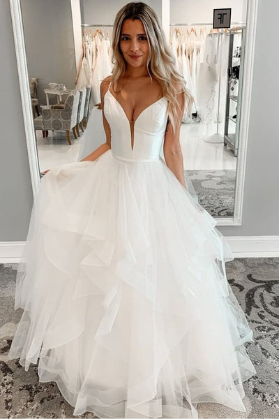 glamorous-fall-wedding-dress-with-horsehair-skirt-1