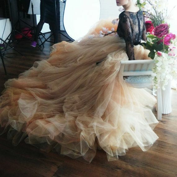 illusion-black-lace-wedding-dress-with-blush-tulle-skirt-2