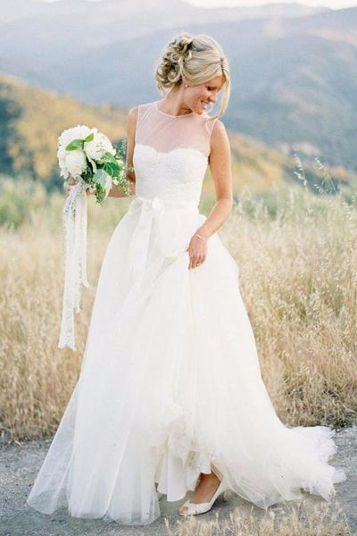 illusion-neckline-simple-boho-wedding-gowns-with-tulle-skirt