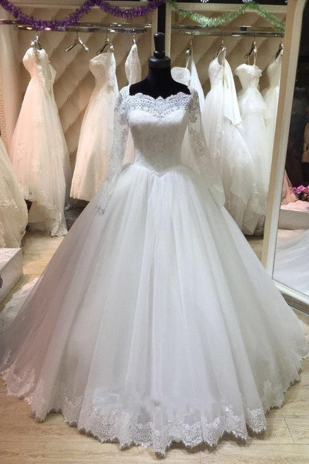 Royal Court Princess Ball Gown Wedding Dress with Long Lace Sleeves