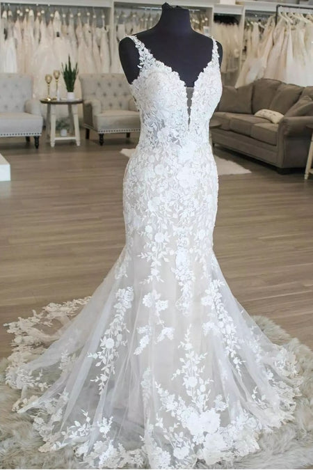 Appliques Over Lace Wedding Dresses with Tulle Neckline
