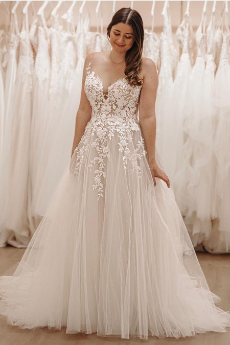 Lace Flower Short Wedding Dress with Sheer V-neckline