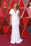 laura-dern-white-long-celebrity-dresses-for-the-oscars