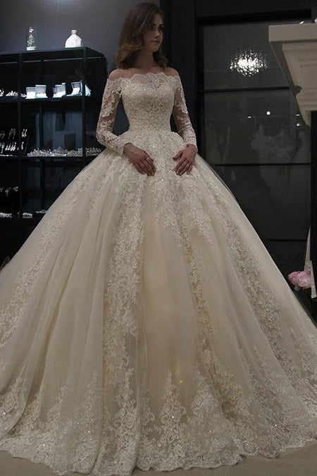 Lavish Lace Wedding Ball Gown Dress with Off-the-shoulder Sleeves