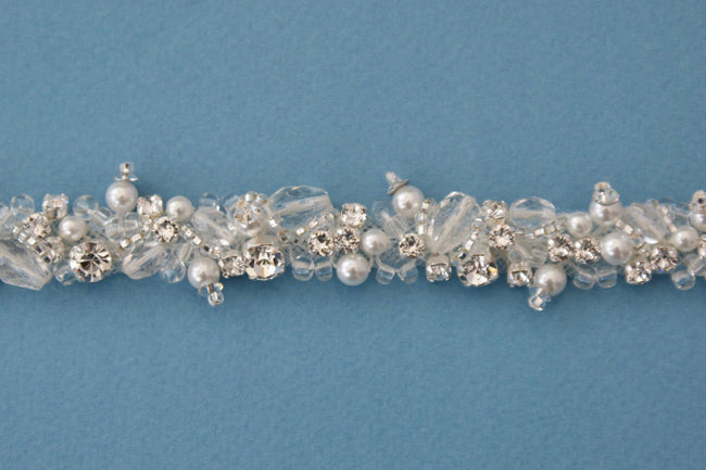 made-to-measure-pearls-crystals-wedding-belt-with-clasp-1
