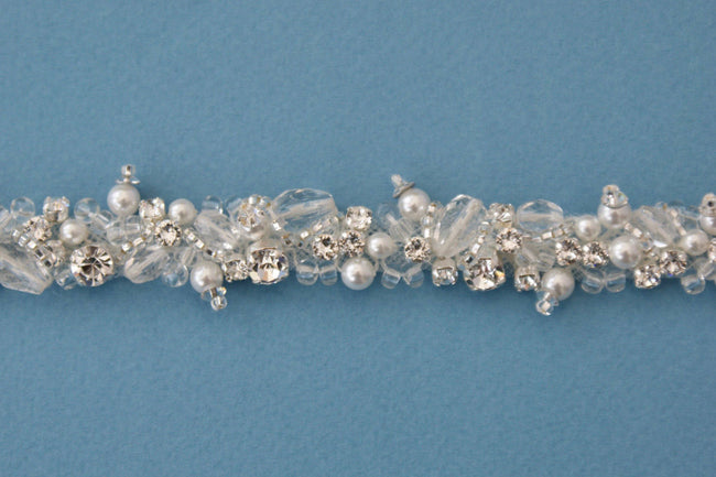 made-to-measure-pearls-crystals-wedding-belt-with-clasp-1