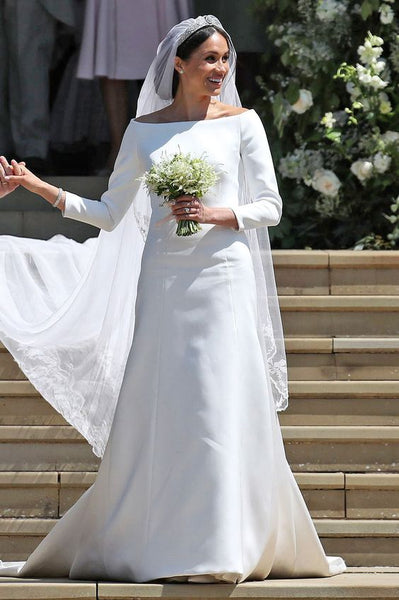 meghan-markle-wedding-dress-with-long-sleeves-white-dresses-2