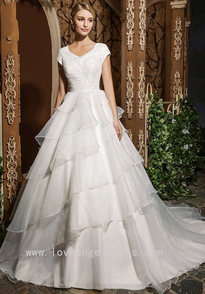 modest-organza-bridal-gown-dress-with-layers-skirt
