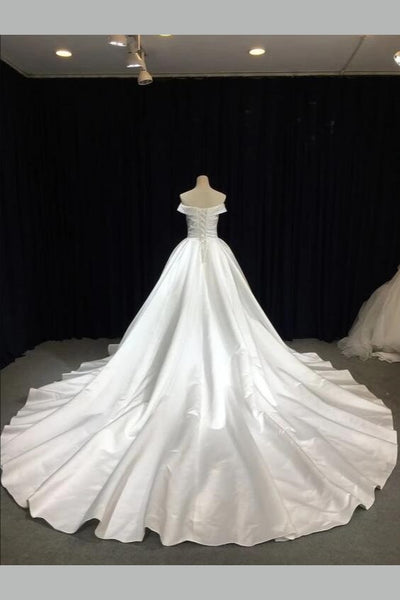 off-the-shoulder-satin-wedding-gown-with-royal-train-1