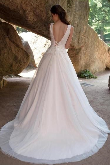 pleated-tulle-wedding-gown-with-appliques-vestido-de-boda-1
