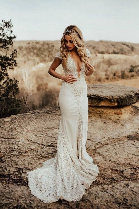 Lace Long Sleeves Boho Wedding Dresses with Open Back