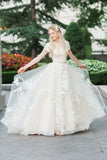princess-ivory-wedding-dress-lace-horsehair-tulle-skirt