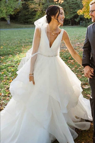 ruching-v-neck-wedding-dresses-with-layers-skirt