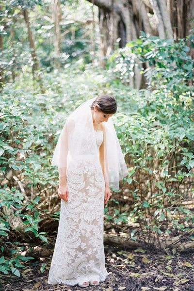 rustic-simple-fingertip-ivory-wedding-veil-cut-edge-2