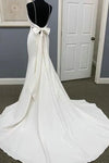 simple-bride-wedding-dresses-with-bow-back-2