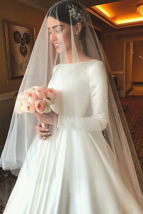 simple-cathedral-length-tulle-wedding-veil