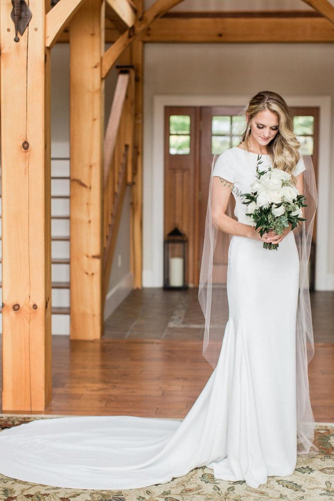simple-short-sleeves-bridal-gown-for-outdoor-wedding-1
