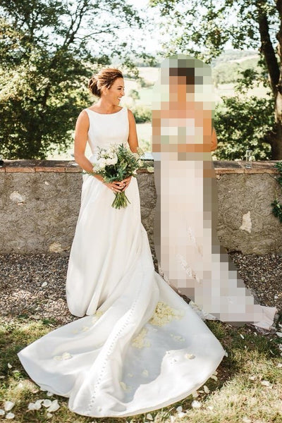 sleeveless-satin-bride-outdoor-wedding-dress-with-buttons-train