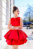 sleeveless-satin-short-red-homecoming-gowns-with-tiered-skirt