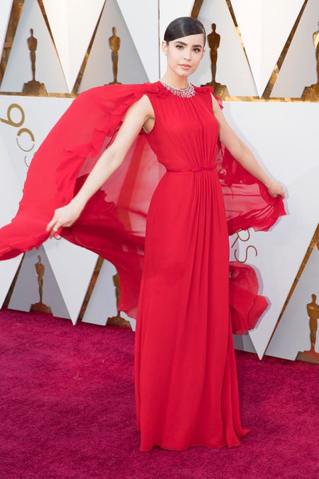 Wendi McLendon-Covey Green Satin Dress Oscars 2018 Red Carpet