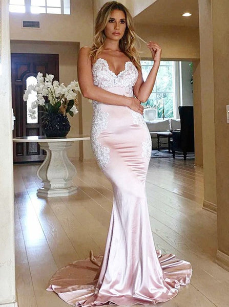 spaghetti-straps-v-neck-slim-long-prom-dress-with-lace-appliques-2