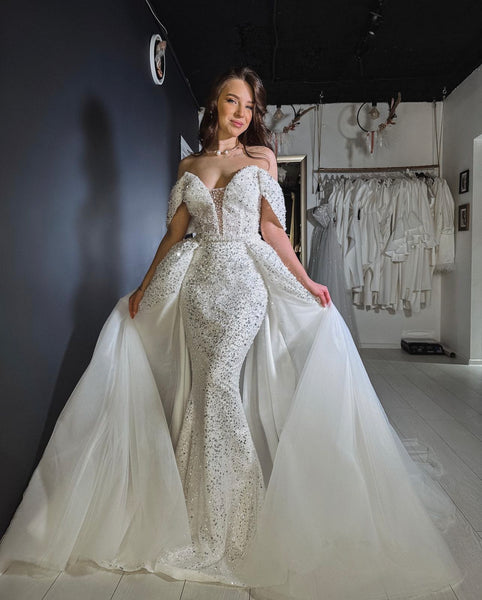 11 Best Bras For Wedding Dress For 2024, As Per Fashion Stylist