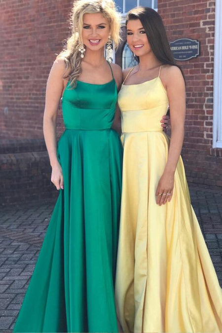 2024 Satin Green Prom Dresses with Pockets
