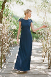straight-long-navy-bridesmaid-gown-with-capped-sleeves