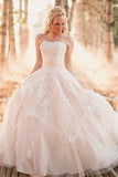 strapless-lace-outdoor-wedding-gowns-tulle-skirt-2