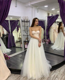 strapless-lace-tulle-bridal-gown-with-pearls-outer-cover-1