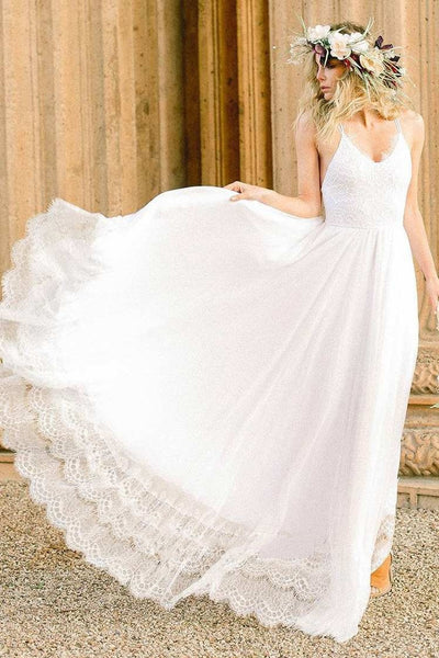 strappy-summer-bride-wedding-gown-with-lace-hem