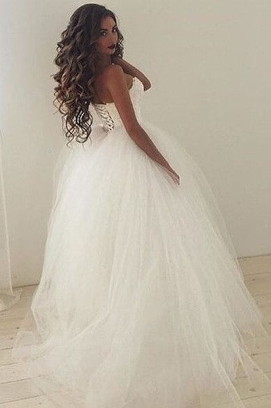 sweetheart-lace-corset-tulle-skirt-wedding-dresses-ivory-1