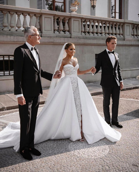 Sweetheart Lace Royal Wedding Gown with Long Satin Train