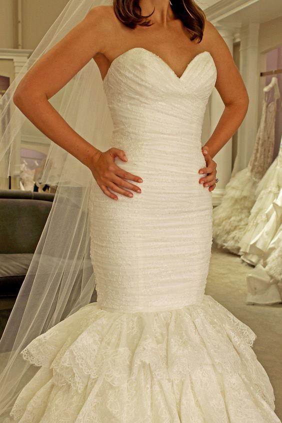 sweetheart-mermaid-lace-wedding-dress-backless-tiered-skirt-1