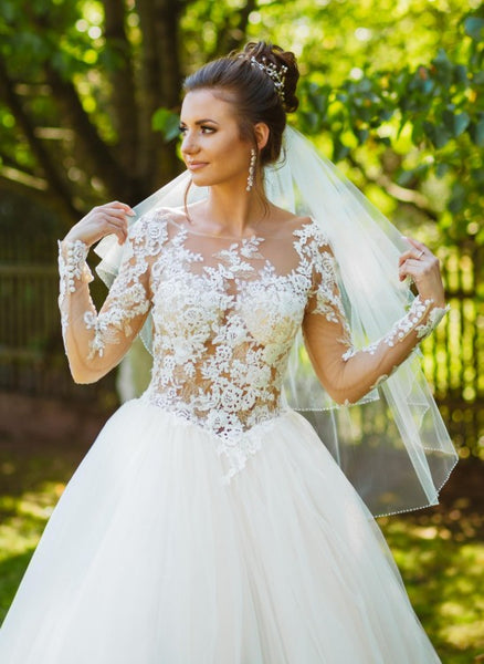 tulle-long-sleeves-bridal-wedding-dress-with-lace-appliques-bodice-2