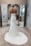 unique-strapless-wedding-gown-with-lace-bodice-1
