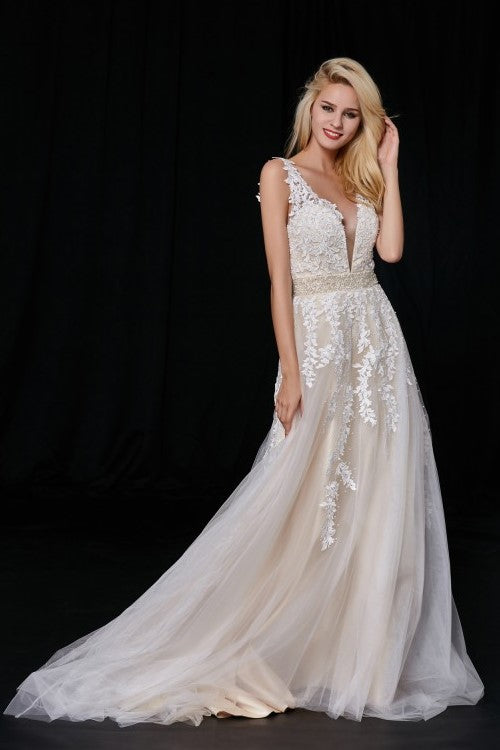 v-neckline-ivory-floral-lace-wedding-dress-with-beaded-belt