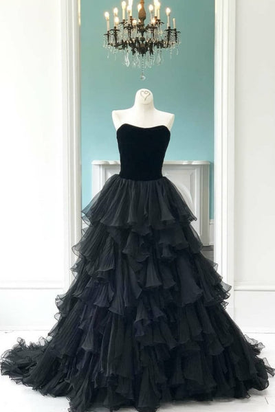 velvet-strapless-black-prom-gowns-with-pleated-tiered-skirt