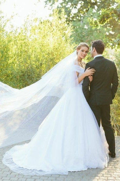 white-tulle-a-line-wedding-dresses-off-the-shoulder-4