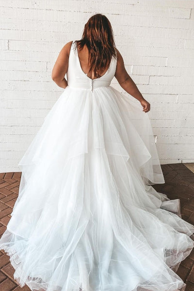 women-big-size-wedding-gown-with-tulle-skirt